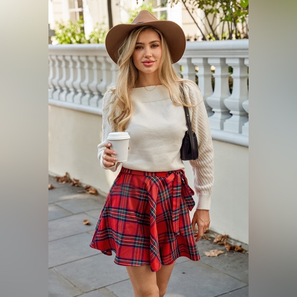 CUPSHE 

Red Plaid A-Line Mini Skirt - Picture 1 of 5